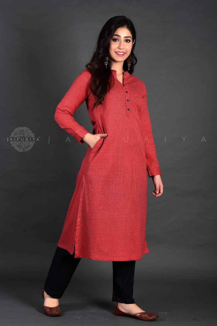 HF HOLYDAY FASHION Pure Cotton Plain and Solid Wooden Buttons Straight  Style Kurti Kurta For Women Latest Design Ladies Dresses Top Collar Neck  Front Slit Stylish Partywear Ready Made Fancy Girls Dress